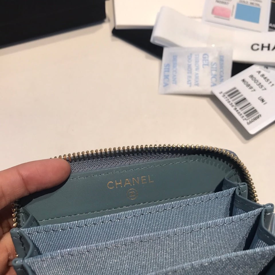Chanel Zipped Caviar Purse 11 Sapphire Calfskin Gold Icon view 8