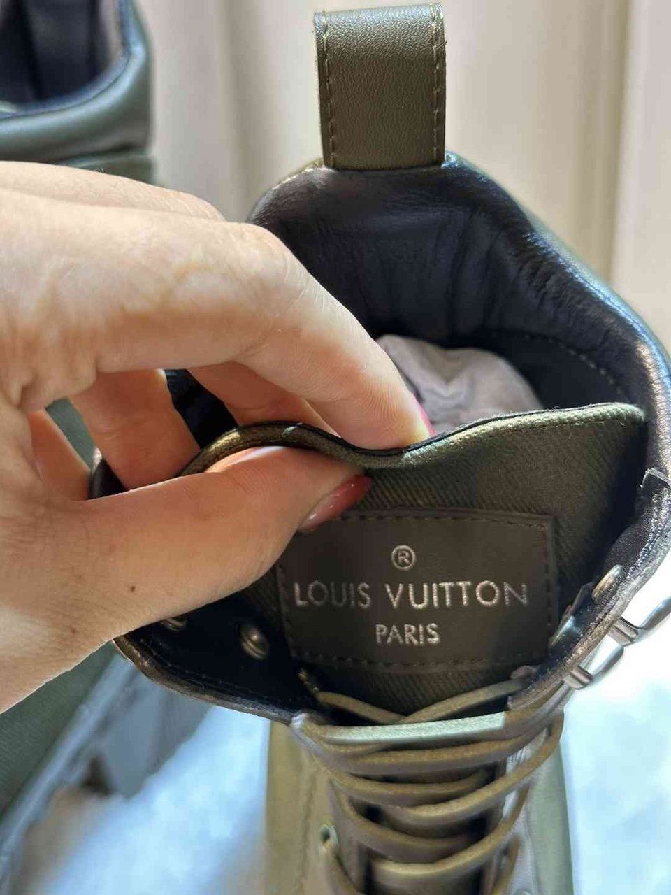 Louis Vuitton Laureate Platform Desert Boot Kaki Green 1Ac7S9 view 6
