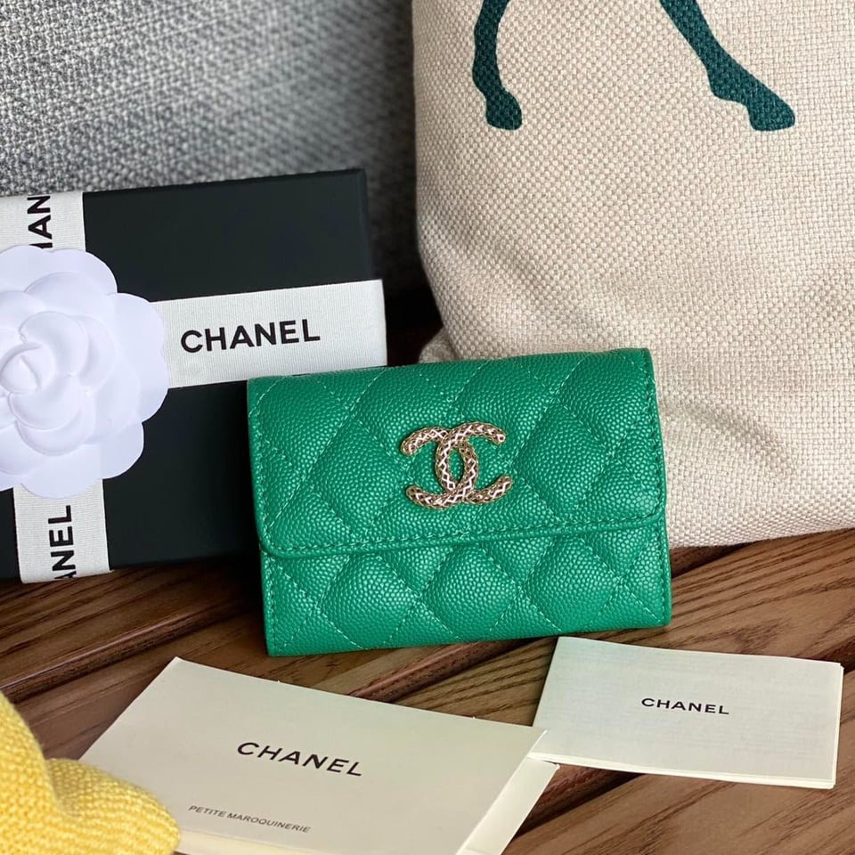 Chanel Small Wallet 11Cm Dark Green Caviar Light Gold Hardware view 2