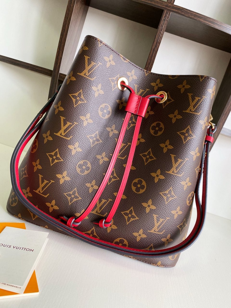 Louis Vuitton Neonoe Red view 8