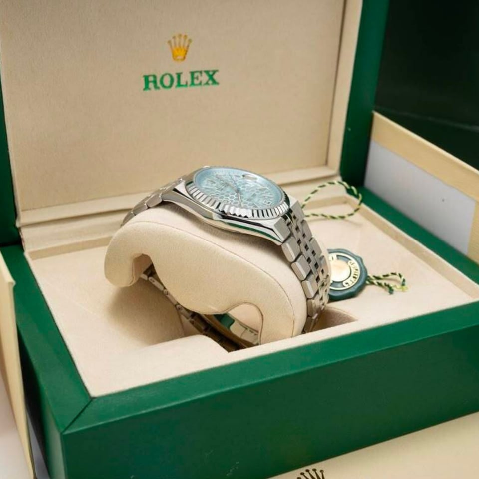 [Superclone] Rolex Land-Dweller 40mm Ice Blue Dial Flat Jubilee 127336 view 2