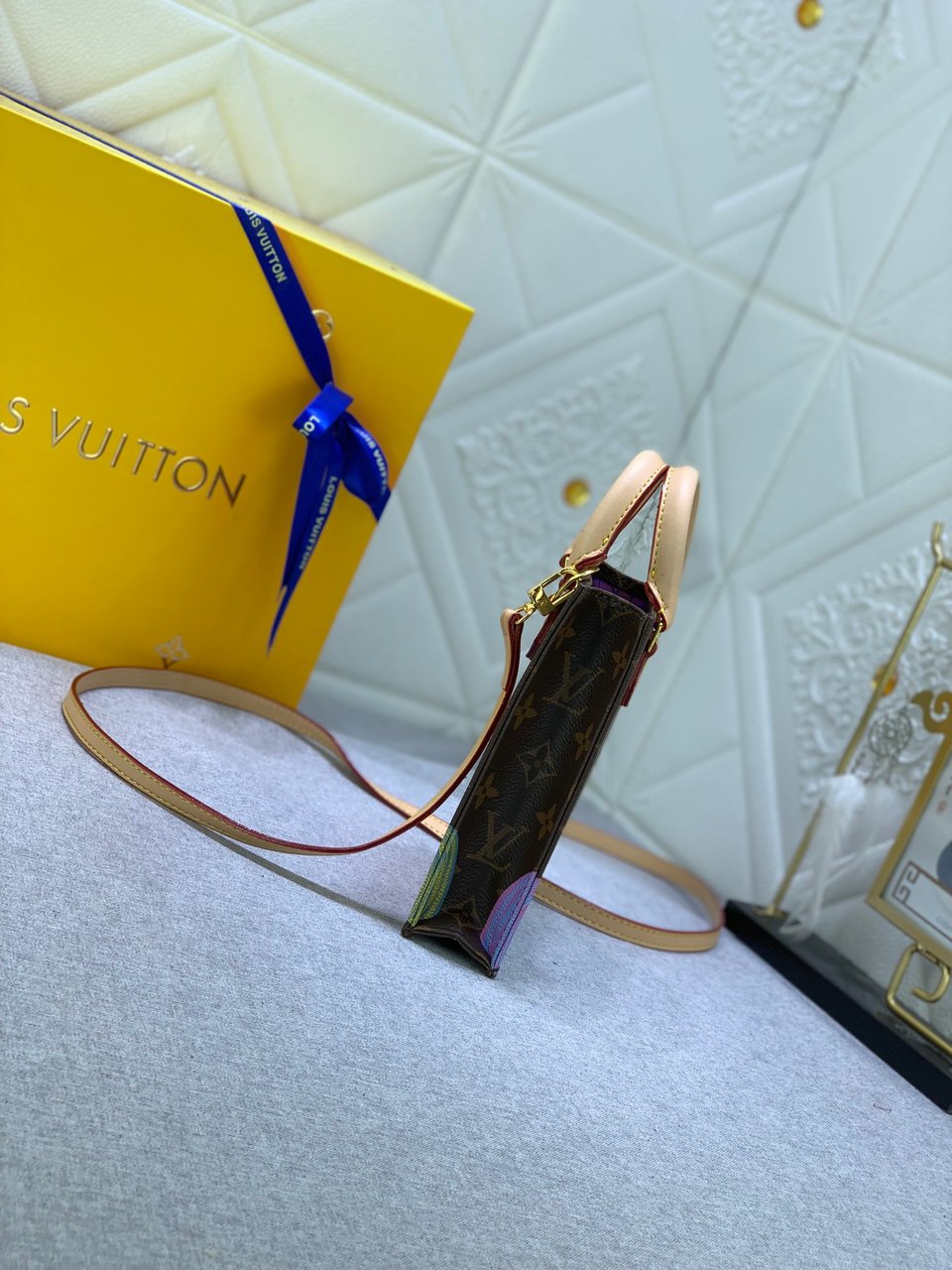 Louis Vuitton X Yk Petit Sac Plat Monogram 17Cm M82112 view 3