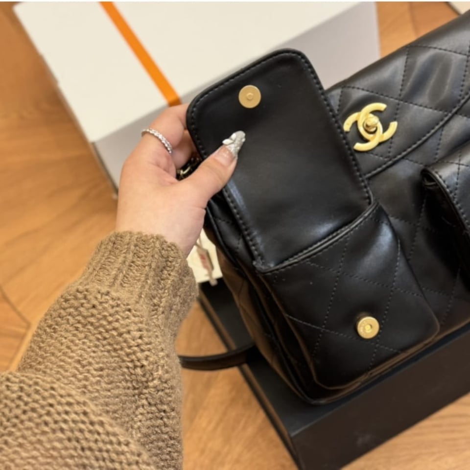 Chanel Hobo Bag Glossy Calfskin Black 25Cm/9.8in view 4