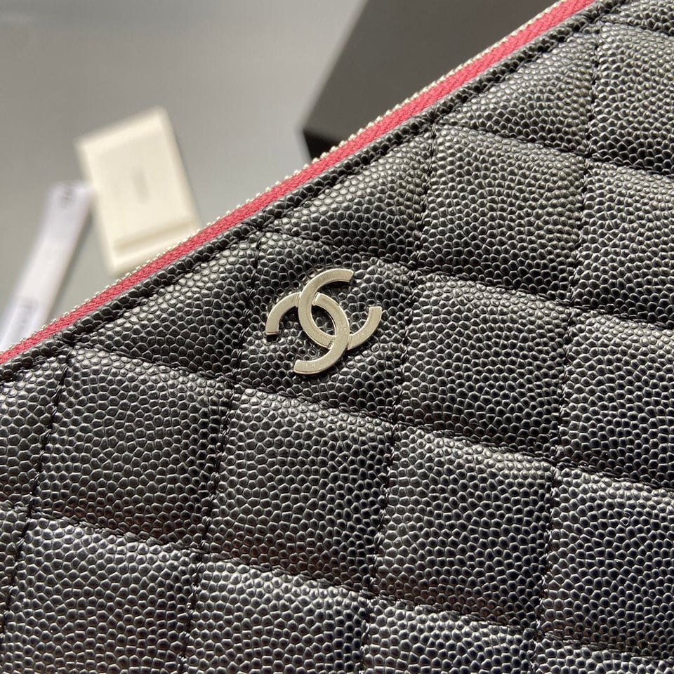 Chanel Zipped Wallet 20Cm Black Quilted Caviar Silver Hardware view 6