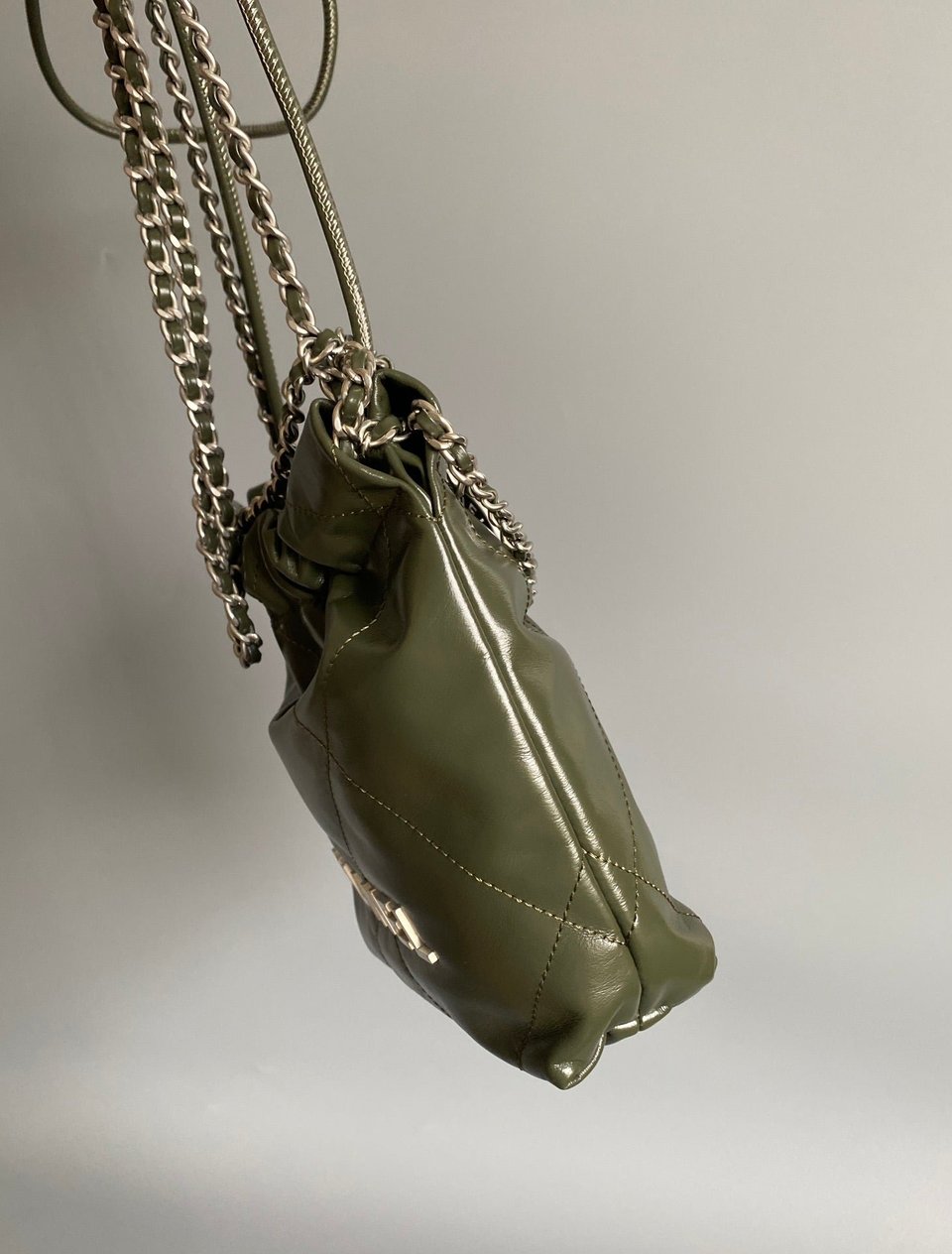 Chanel Hobo Mini 20Cm Olive Lambskin view 9