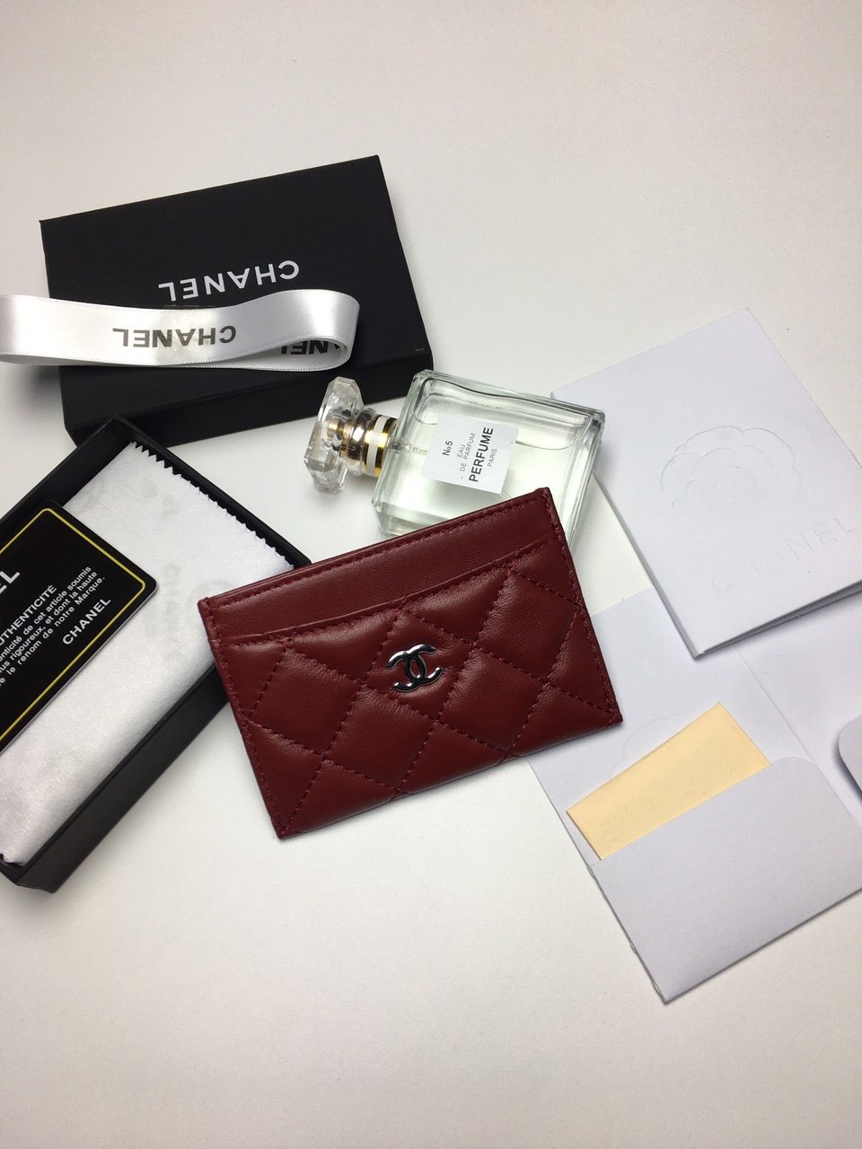 Chanel Card Holder 11.2 Garnet Calfskin Silver Icon view 3