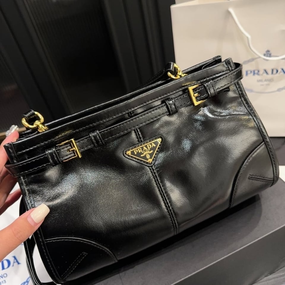 Prada Small Leather Shoulder Bag Black 26Cm view 3