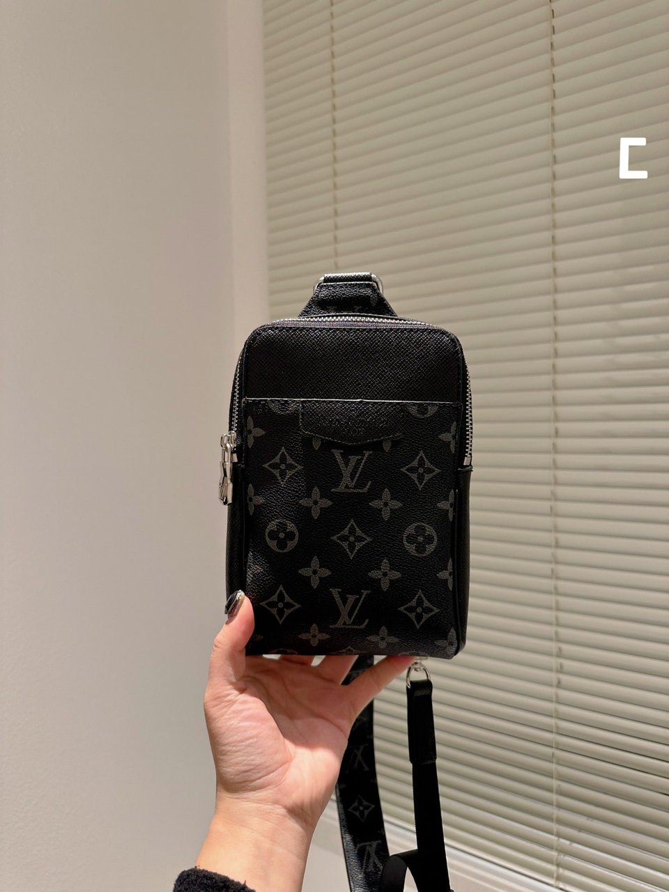 Louis Vuitton Outdoor Slingbag 20Cm Black M30741 view 7