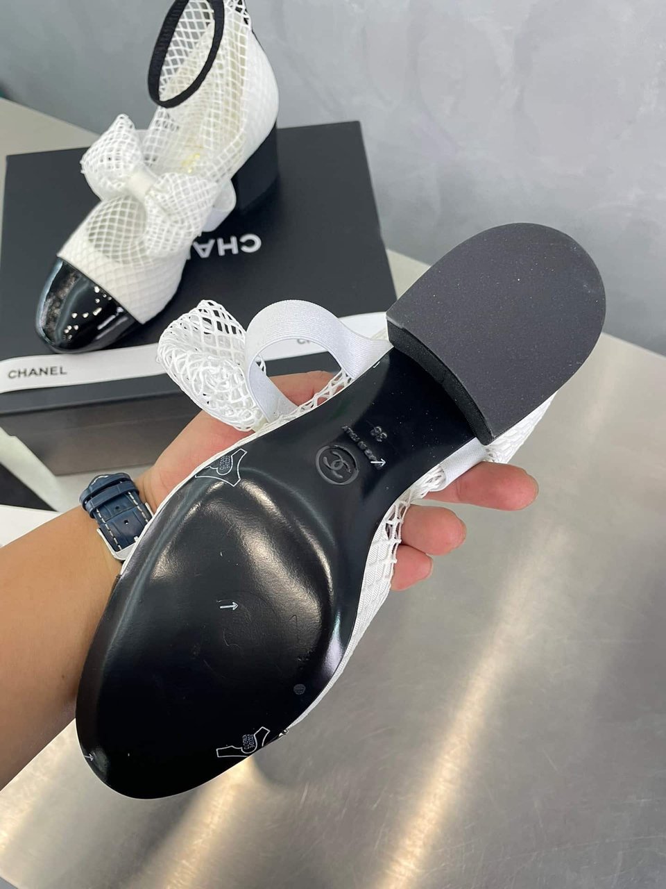 Chanel Mary Janes White And Black G40097 Y56613 K5928 view 4