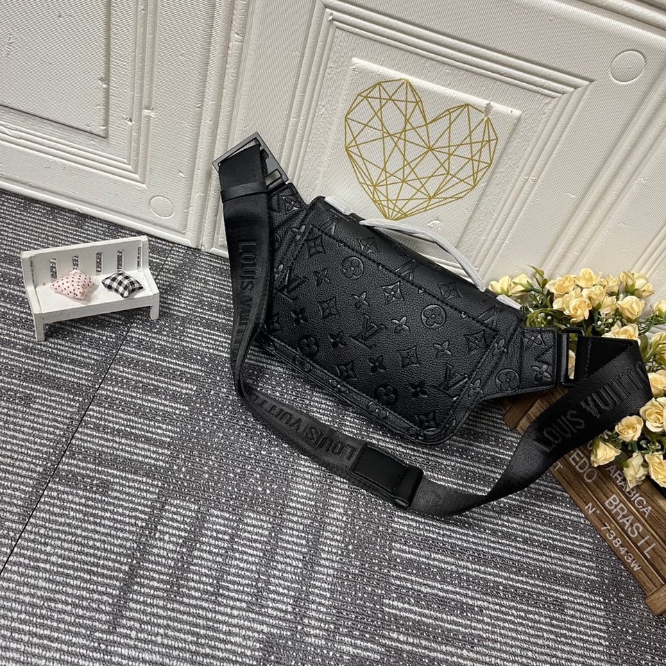 Louis Vuitton S Lock Sling Monogram Black Bag 21Cm M58487 view 6