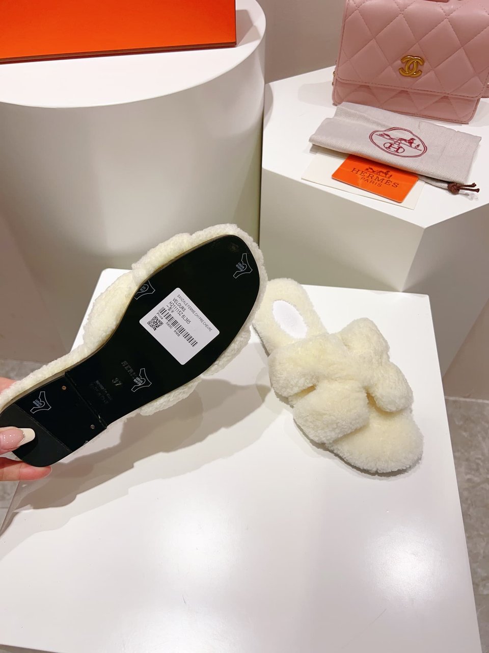 Hermes Oran Sandal White H231288Z view 8
