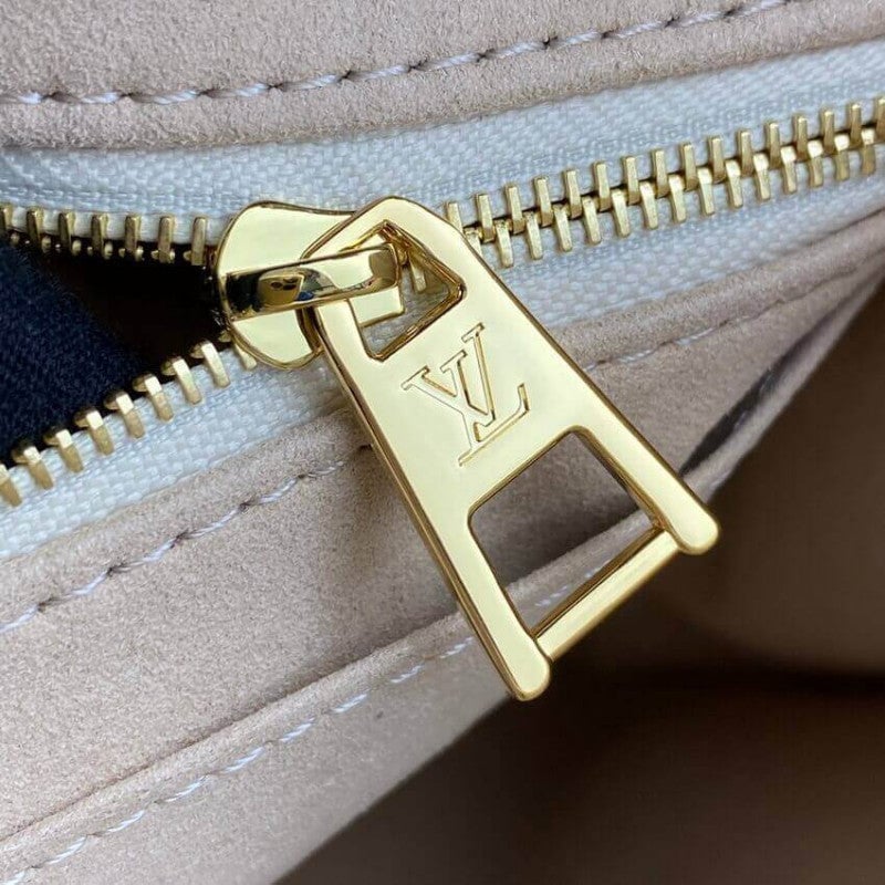 Louis Vuitton Onthego MM Tote Monogram Empreinte ‘Kaki Beige’ 35cm view 4