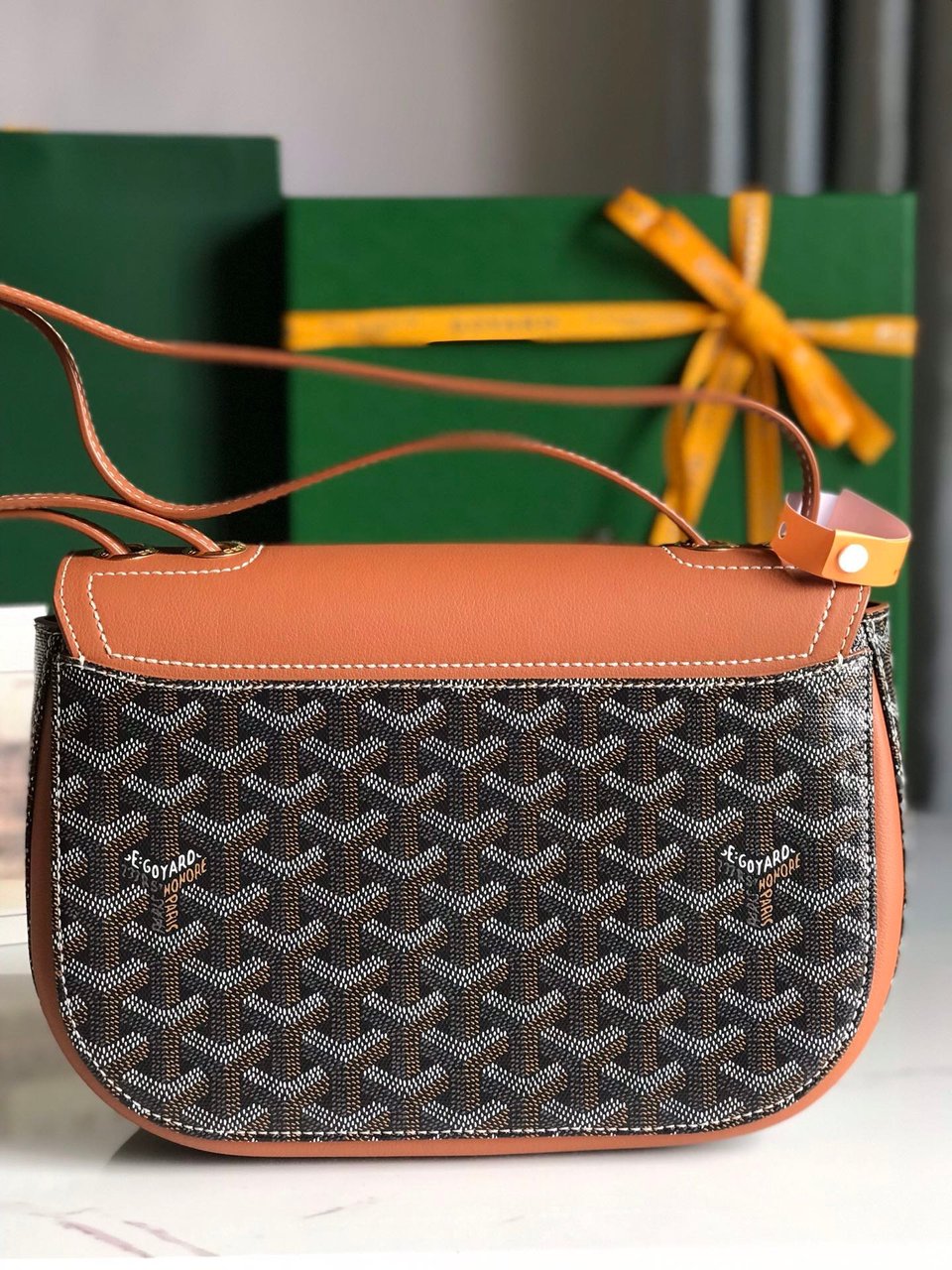 Goyard 233 Bag 25 Cm Tan Calfskin And Black Goyardine Canvas 25cm view 5