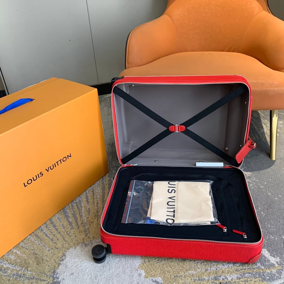 Louis Vuitton Horizon 55cm Epi M23229 view 4
