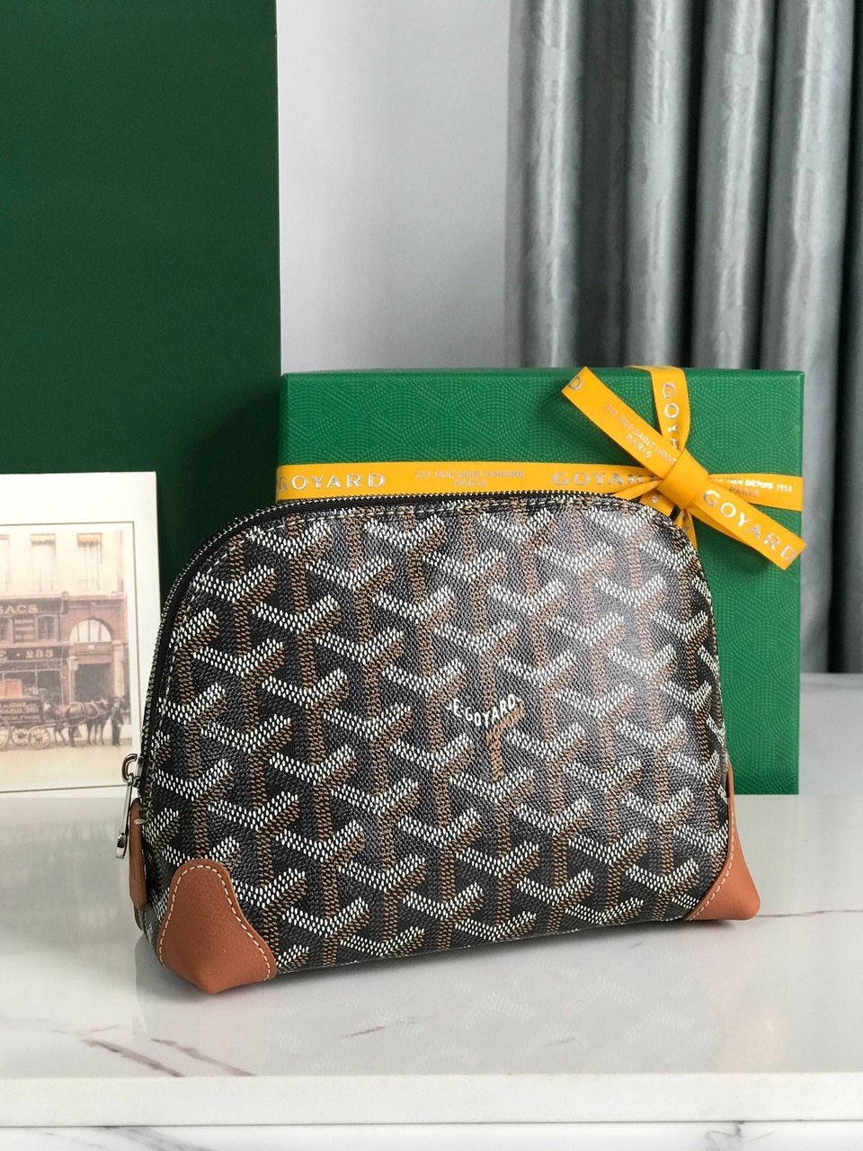 Goyard Vendôme Cosmetic Pouch 17cm Black Goyardine Canvas And Tan Calfskin Trim view 7