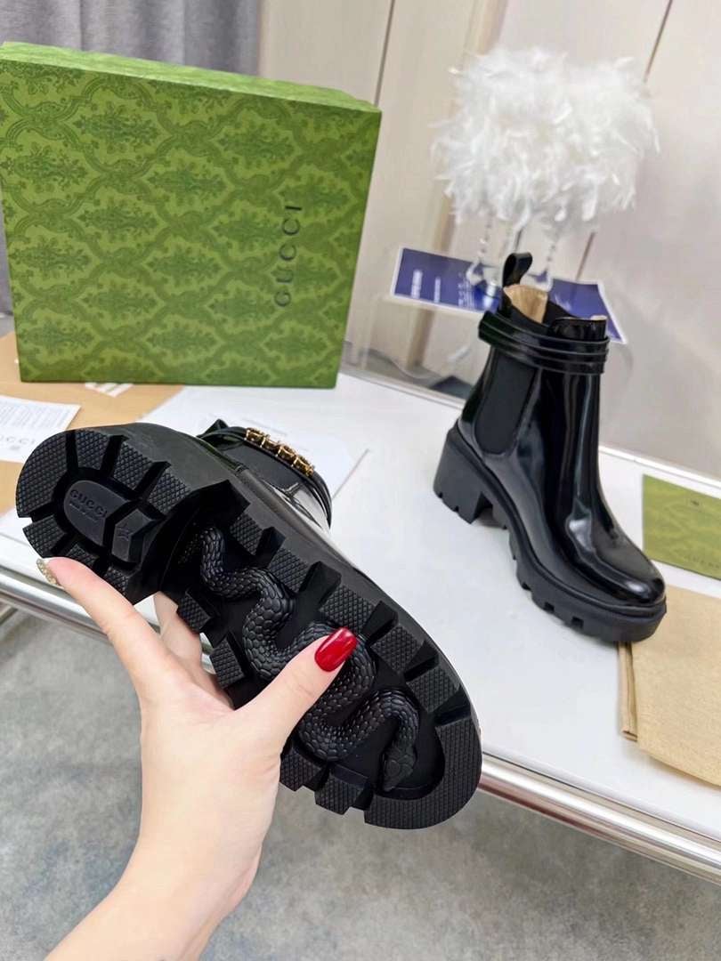 Gucci Mid Heel Boot With Logo Black? 734909 Aabk6 1000 view 7