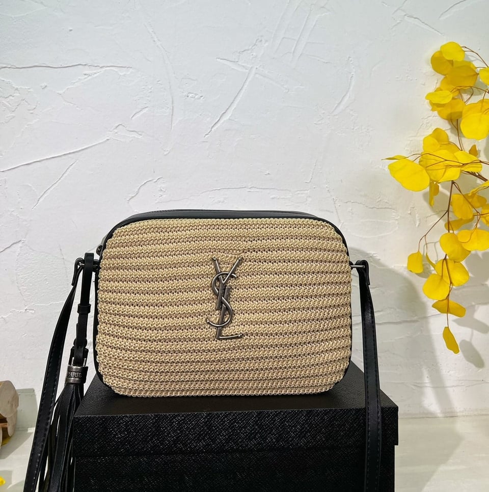 Saint Laurent Lou Camera Bag In Raffia And Smooth Leather Naturel 24Cm view 3