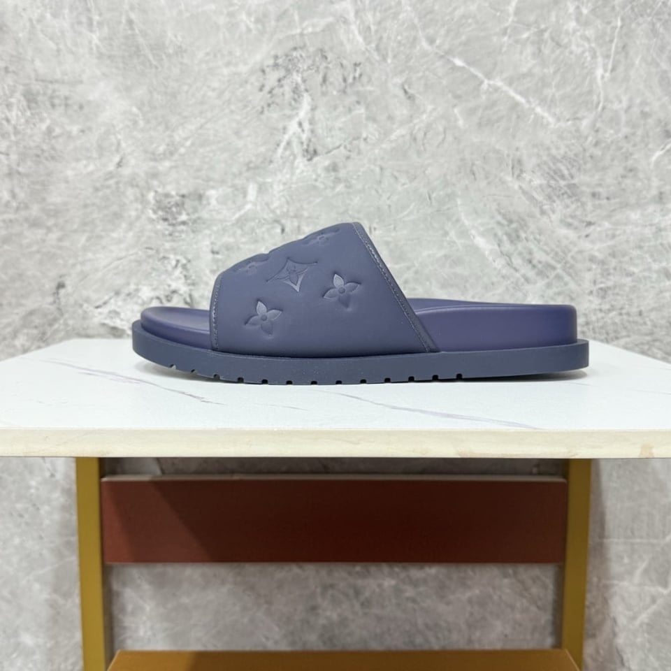 Louis Vuitton Waterfront Mule Navy Blue view 5