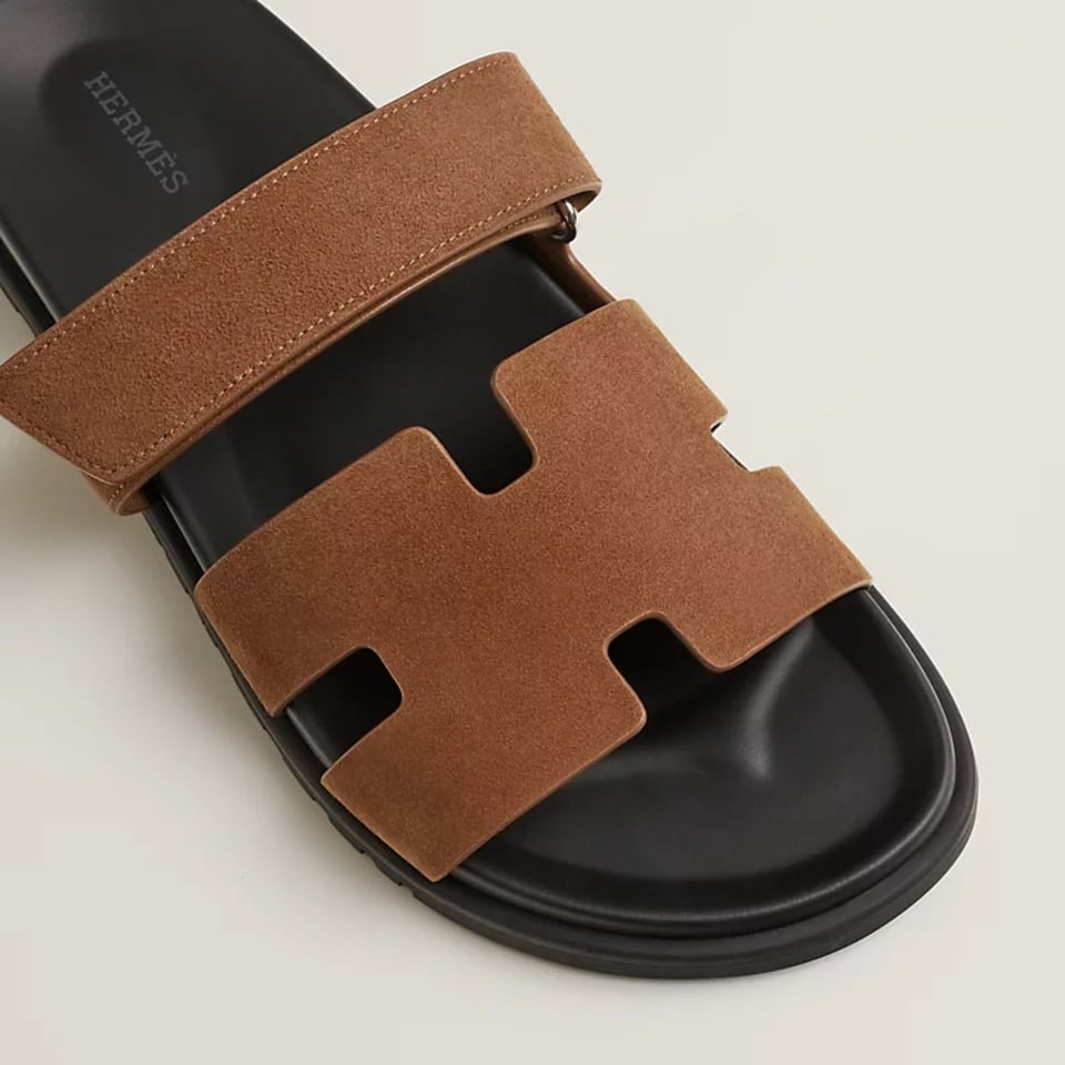 Hermes Chypre Sandal Brun Fumé Color Goatskin H222856ZHE5390 view 6