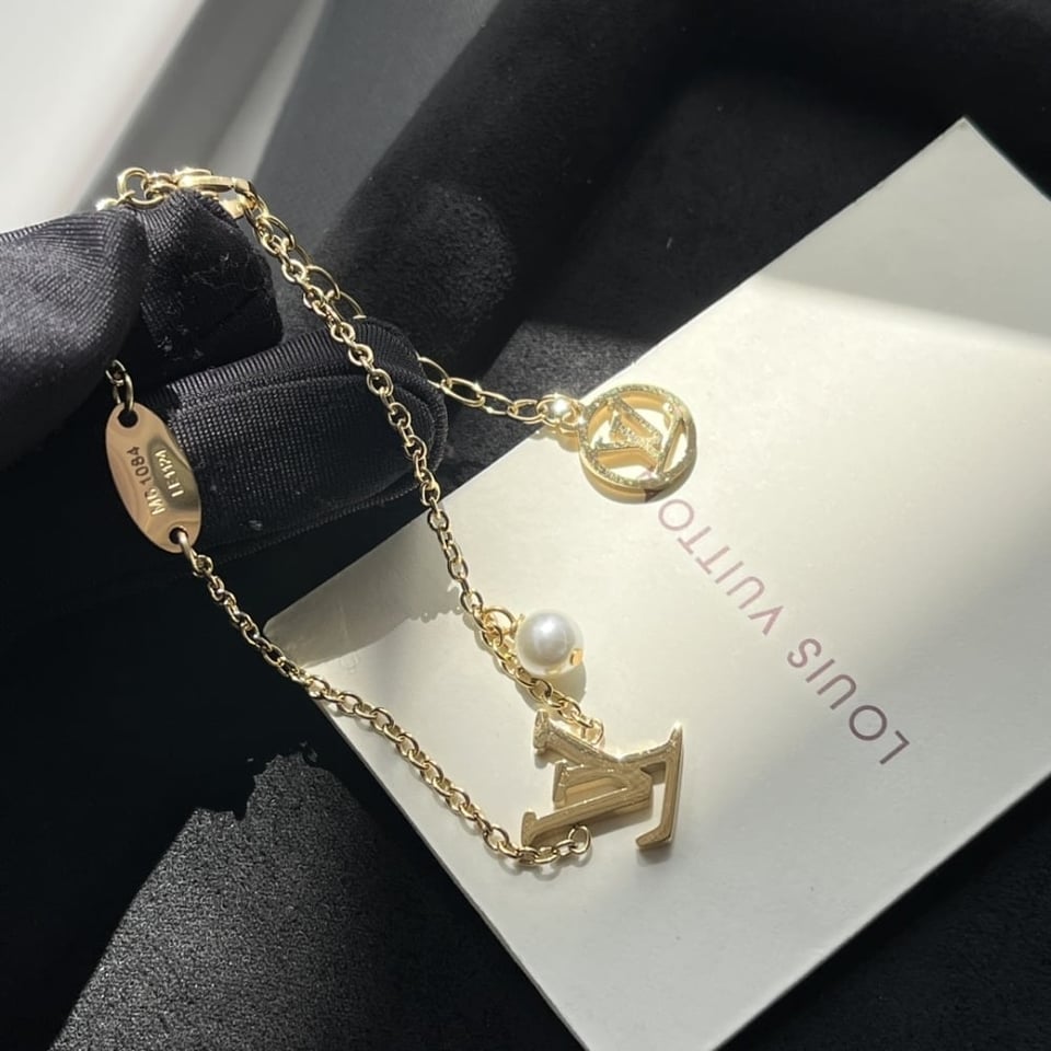 Louis Vuitton Lv Iconic Louisa Bracelet M1450A view 7