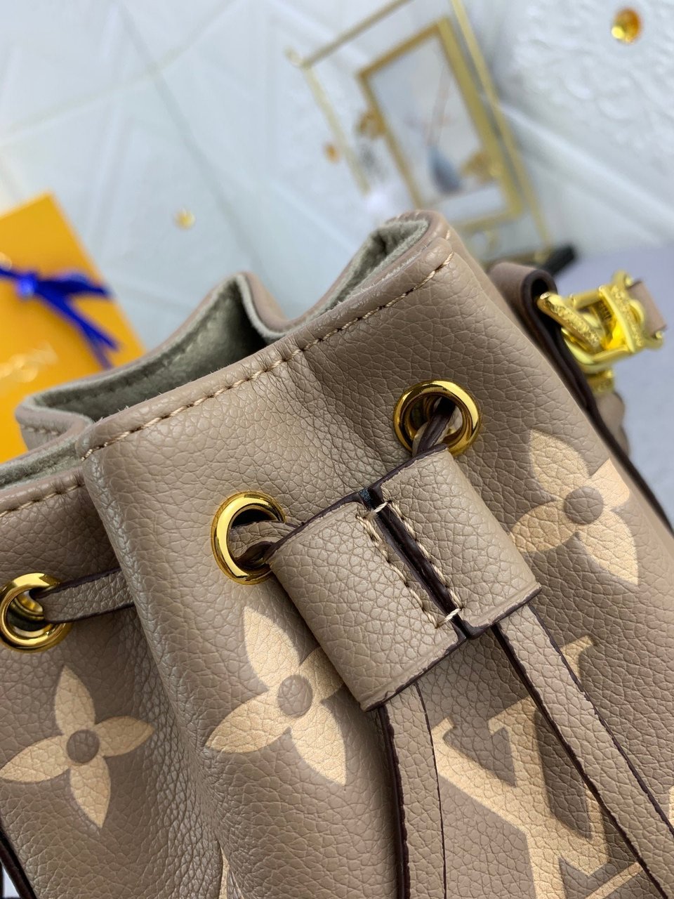 Louis Vuitton Nano No Tourterelle Gray 16Cm view 6