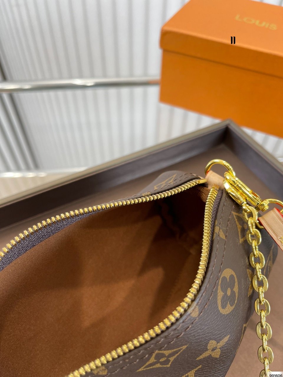 Louis Vuitton Monogram Pochette Papillon Pouch Brown 20Cm view 3