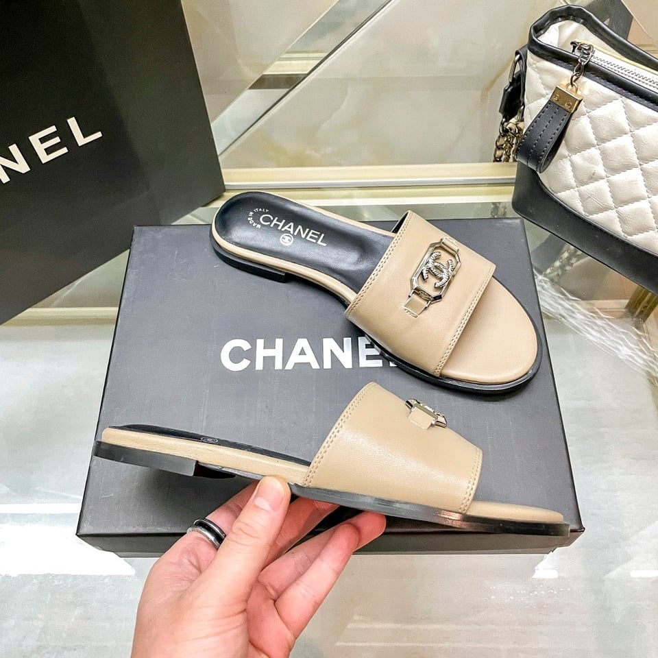 Chanel Slippers With Cc Silver Hardware Beige view 7