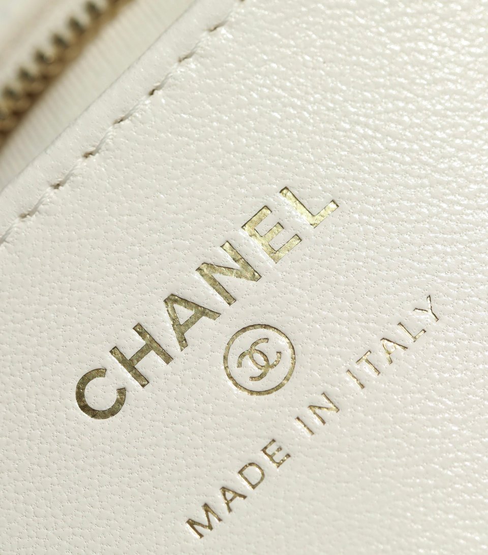 Chanel 23C White Mini Pouch view 8