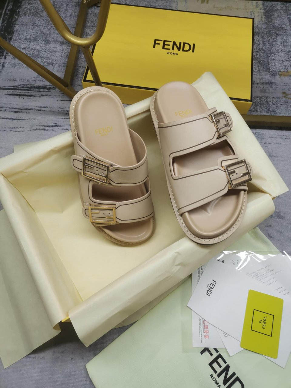Fendi Feel Leather Slides Beige 8X8326Na7F1Kcu view 8
