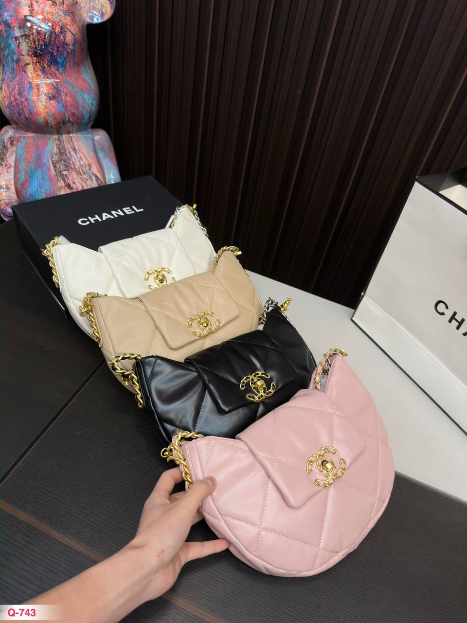 Chanel 19 Hobo Bag Mixed Metal Hardware White 28Cm/11in view 3