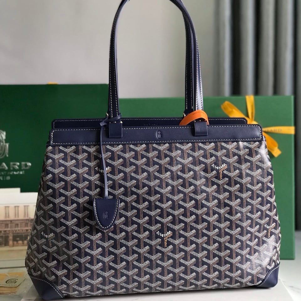 Goyard Bellechasse Biaude Pm Bag 36cm Navy Blue Goyardine Canvas And Calfskin Trim view 11