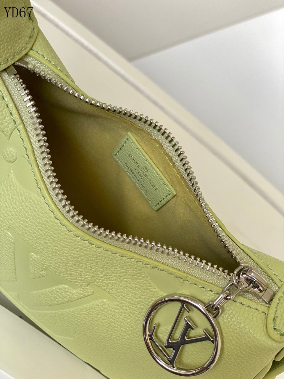 Louis Vuitton Monogram Empreinte Green Shoulder Bag 20Cm M82391 view 5
