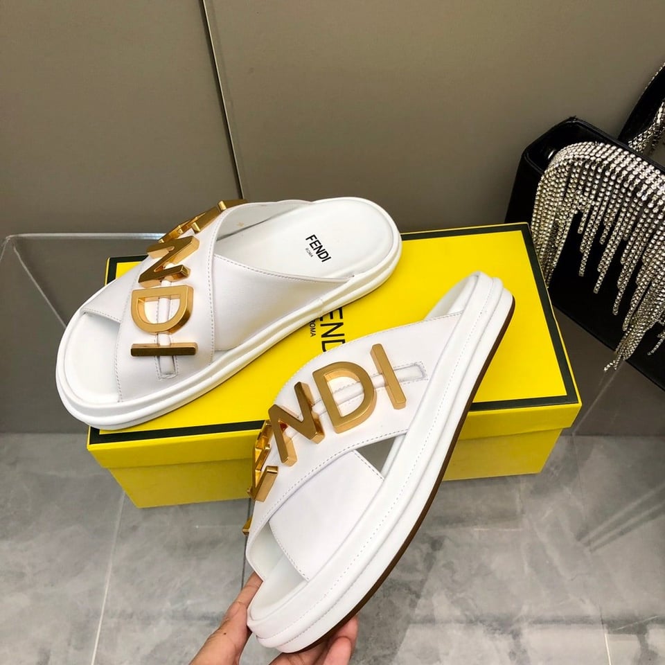 Fendi Fendigraphy Leather Slides White view 9