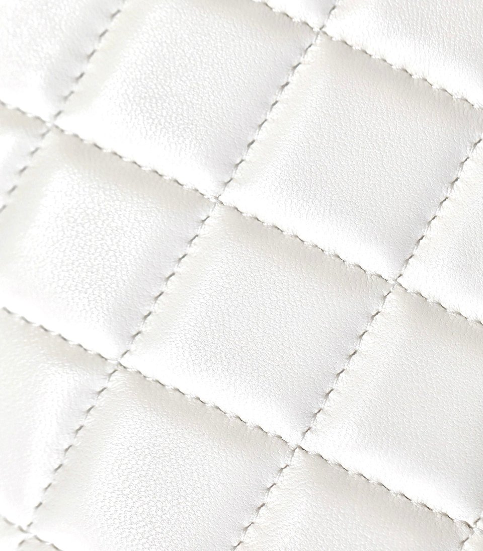 Chanel 24S Woc 19Cm White Calfskin Pearl Ball view 10