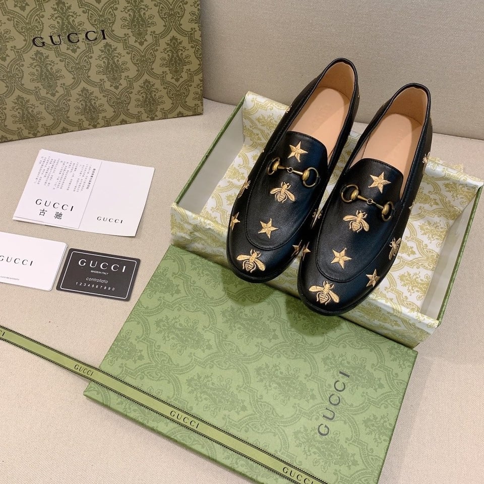 Gucci Jordaan Embroidered Leather Loafer Black 505281 D3V00 1000 view 10