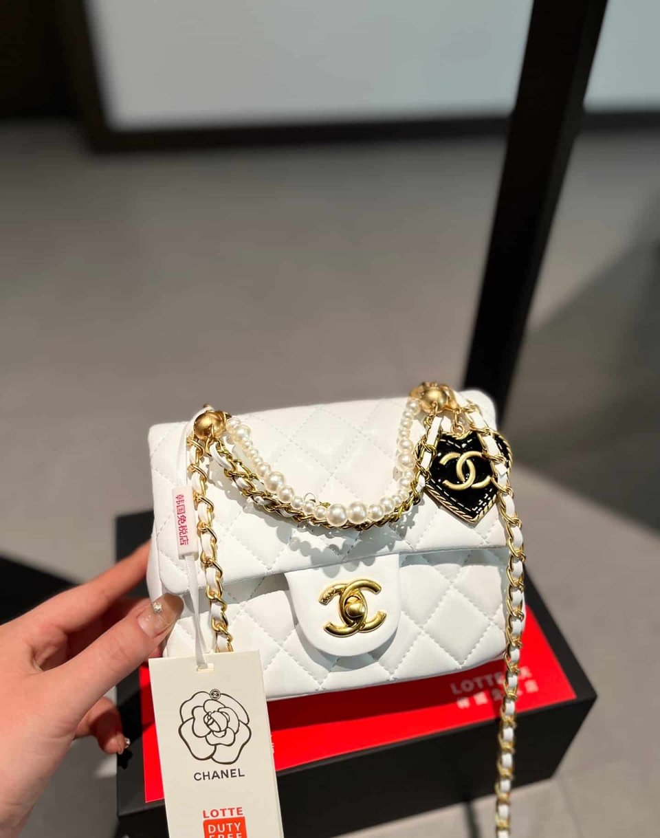 Chanel Mini Flap Bag White 17Cm/6.7in As4385 view 3
