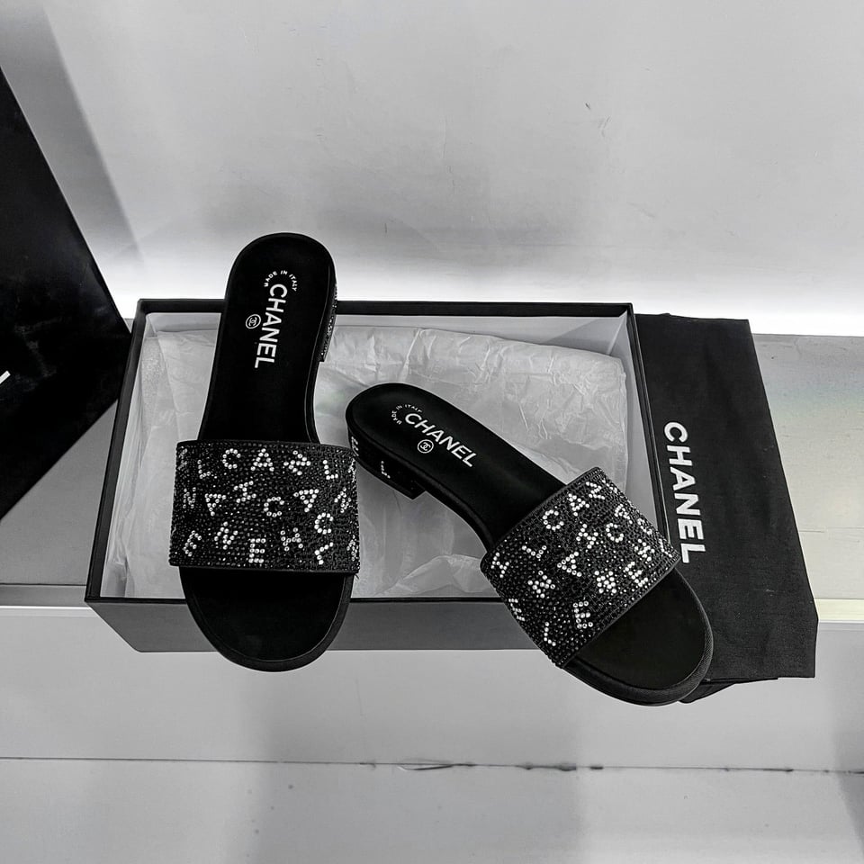 Chanel 24P Beaded Diamond Logo Slippers Black view 4