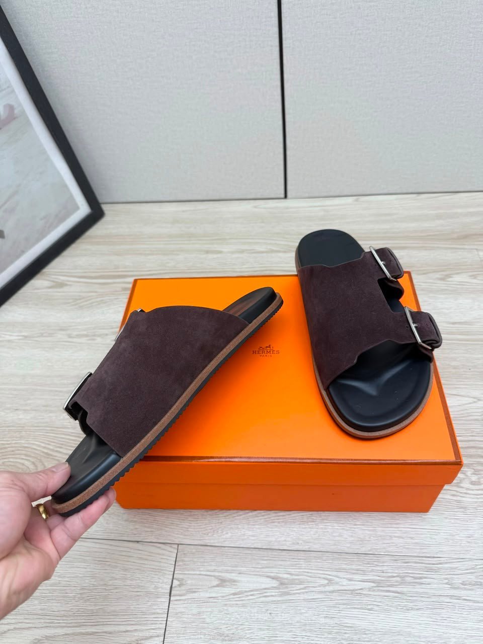 Hermes Naxos Sandal Marron Ébène Color Calfskin H262912ZHME390 view 6