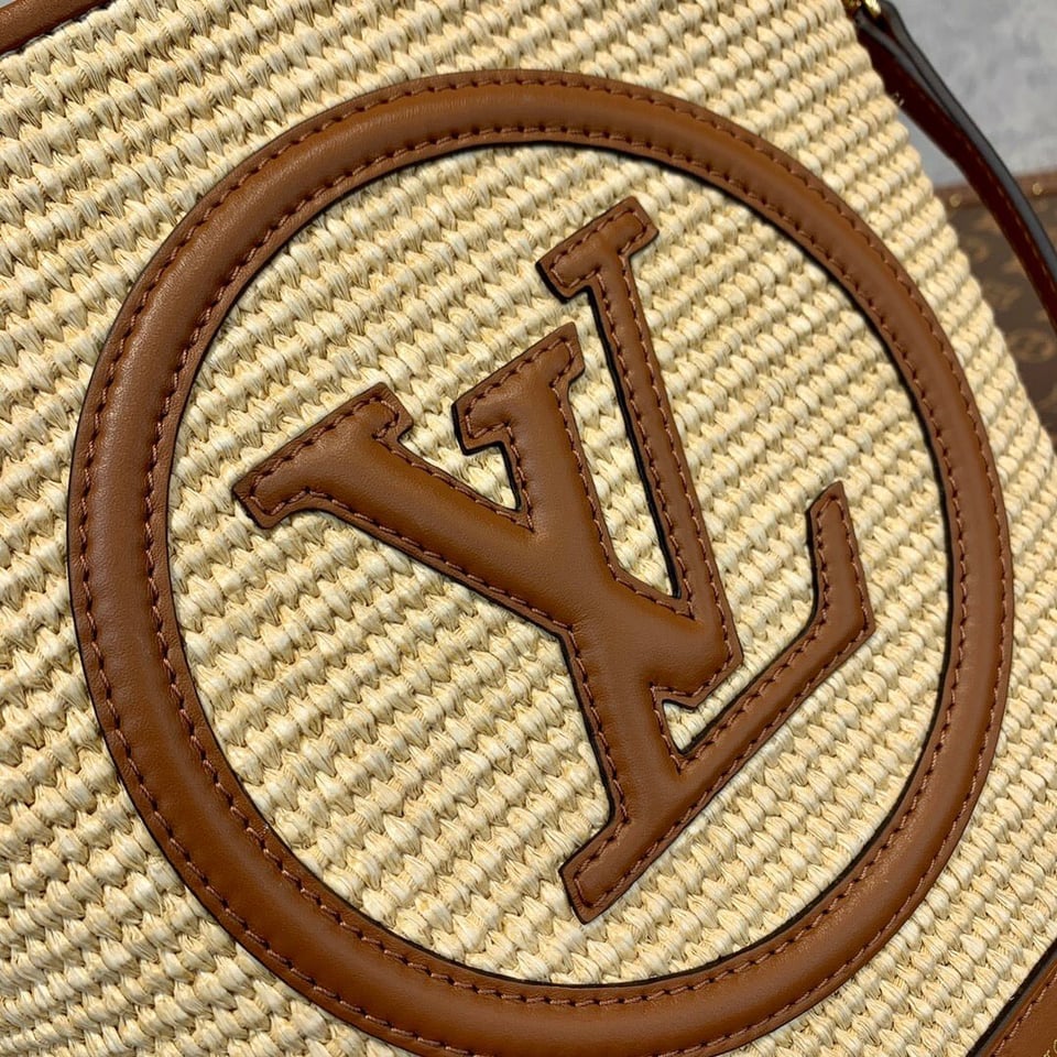 Louis Vuitton Petit Bucket 23Cm Brown view 8