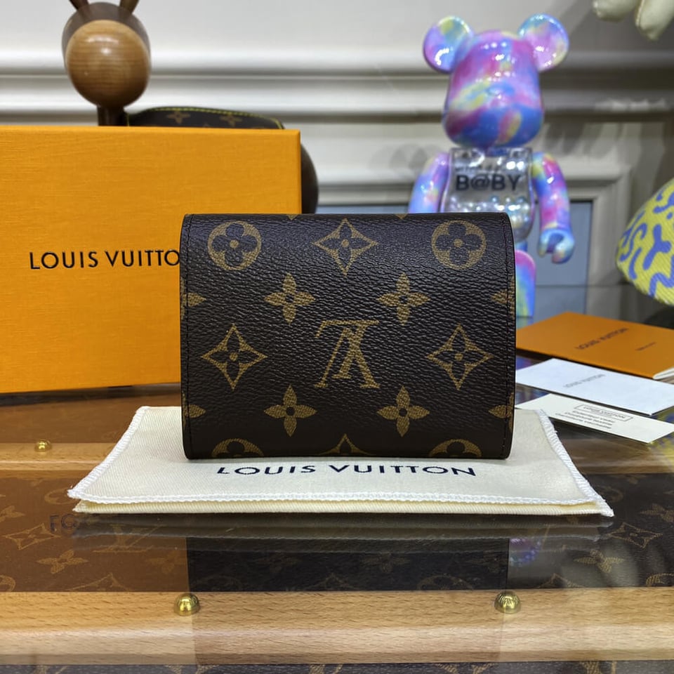 Louis Vuitton Christmas Animation 2022 Victorine Wallet Fuchsia view 4