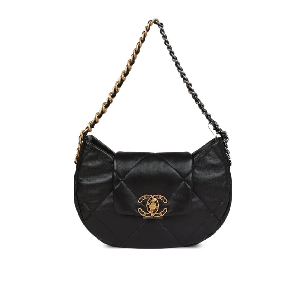 Chanel 19 Hobo Bag Black Quilted Lambskin 24cm view 2