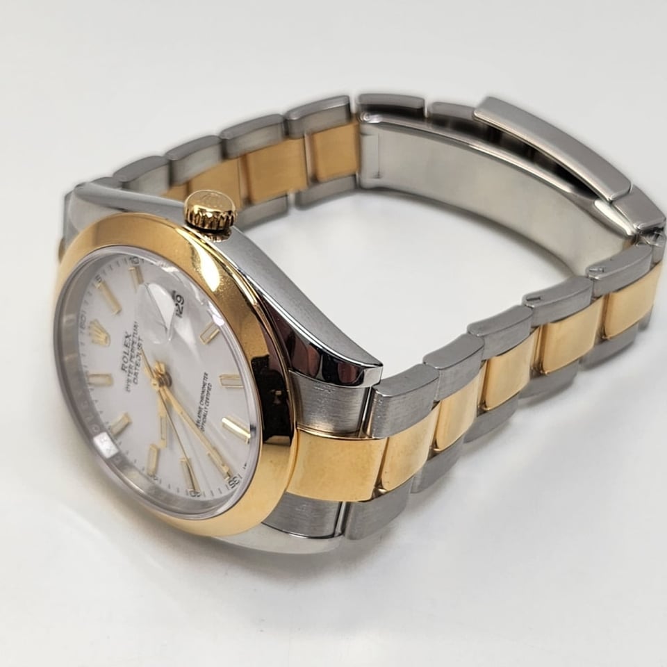 [Superclone] Rolex Datejust 41mm White Dial Smooth Oyster 126303 view 8