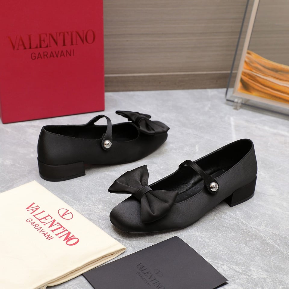 Valentino Garavani Bowjane Mary Jane Ballerina In Black 5W0S0Ki3Jiv 0No view 4