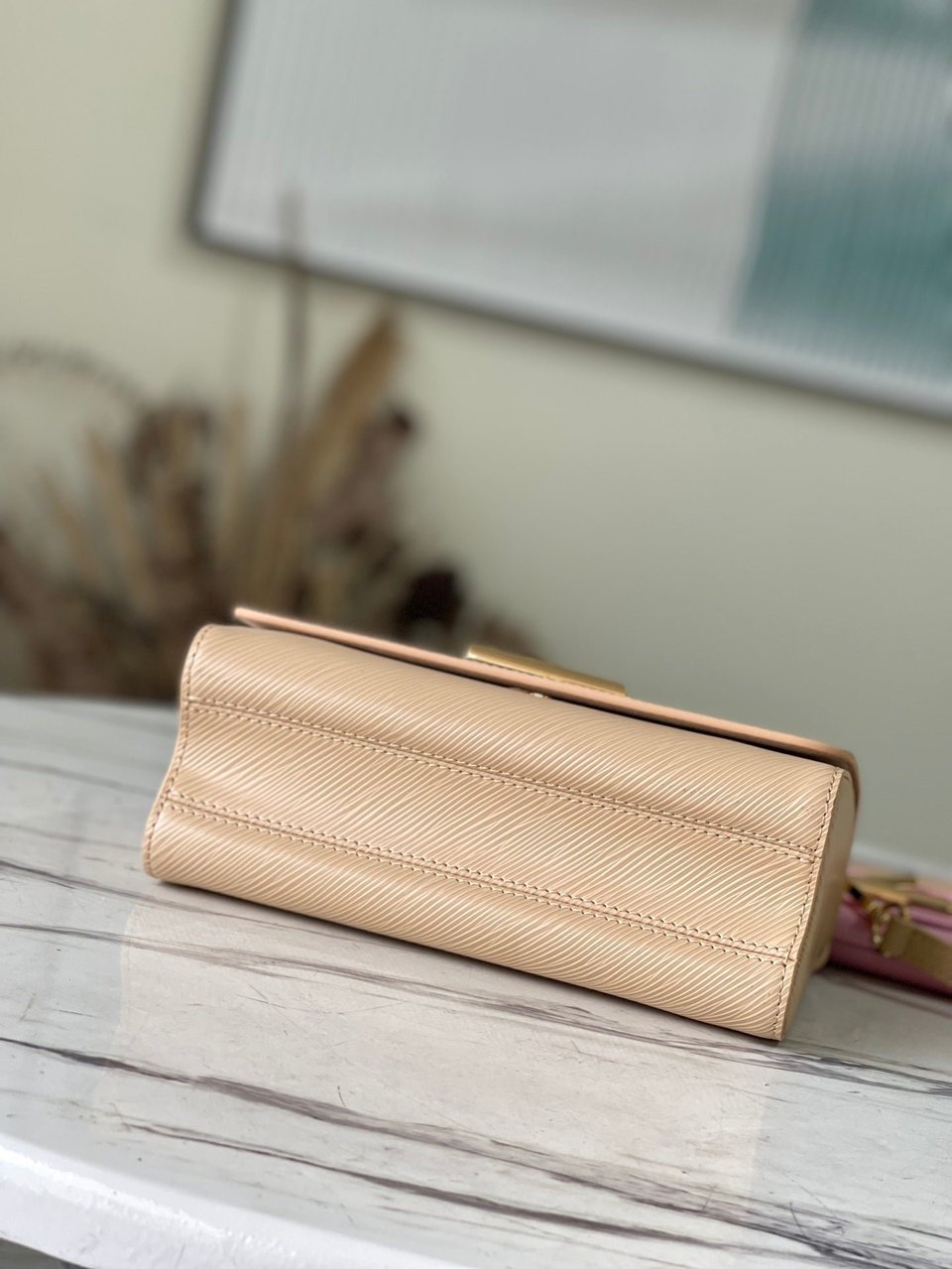 Louis Vuitton Twist Mm 19Cm Pink view 9