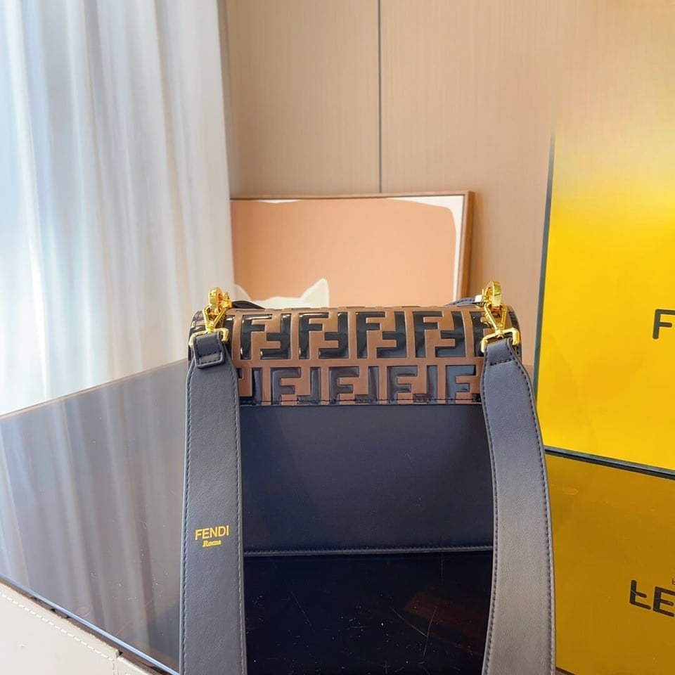 Fendi Kan I Leather Bag Brown 25Cm view 4