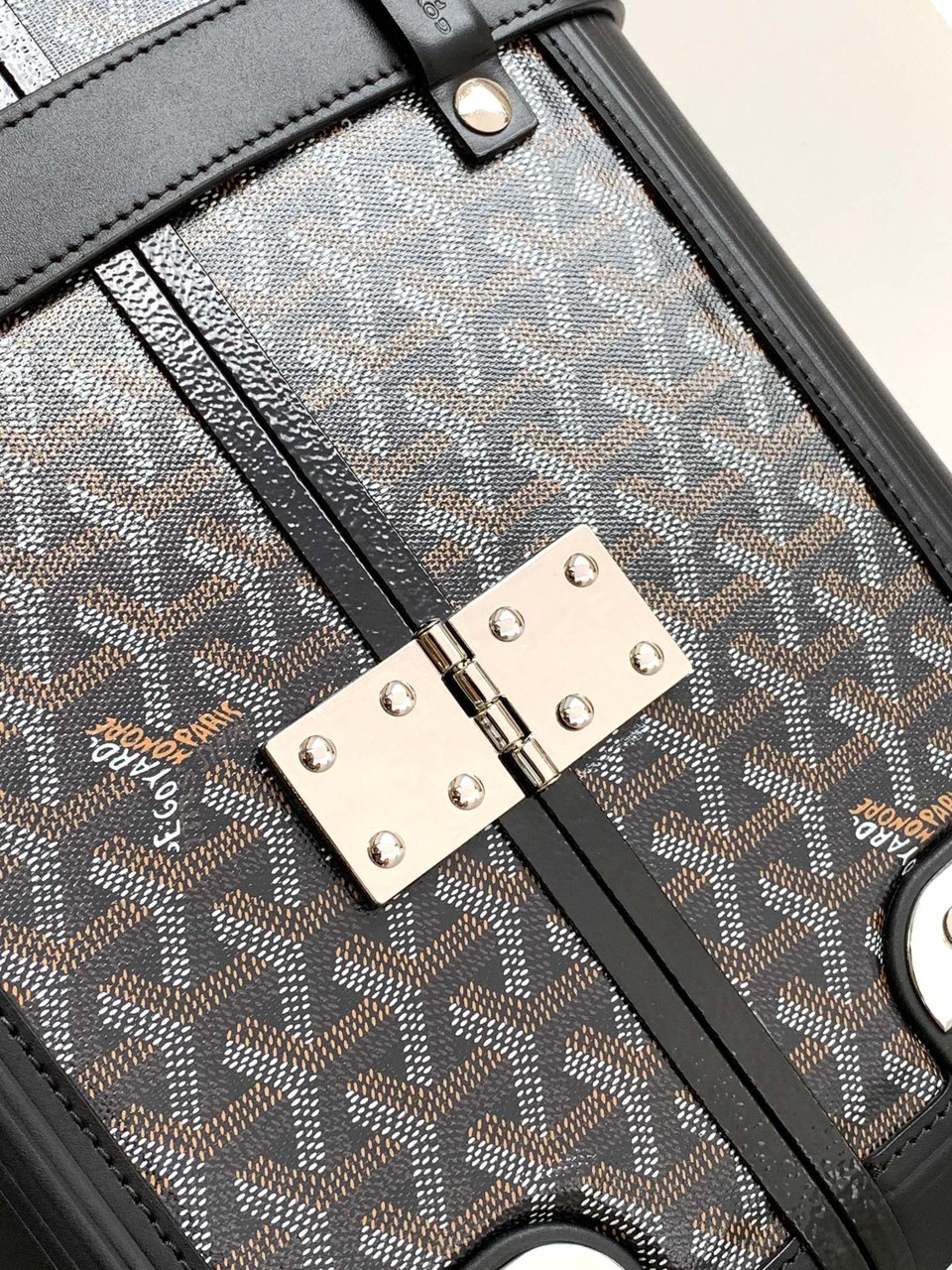 Goyard 50cm Goyardine Canvas &amp; Clamecy Cowhide Bourget PM Trolley Case Black view 7
