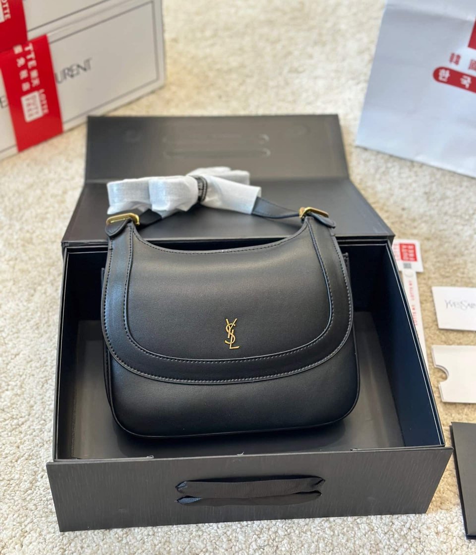 Saint Laurent Charlie Medium Shoulder Bag In Smooth Leather Black 23Cm 686742 2R20W 1000 view 4