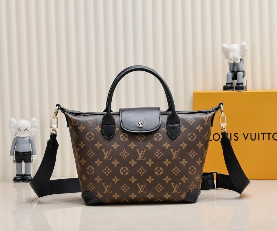 Louis Vuitton Tote Bag Monogram Canvas Black 26Cm view 9