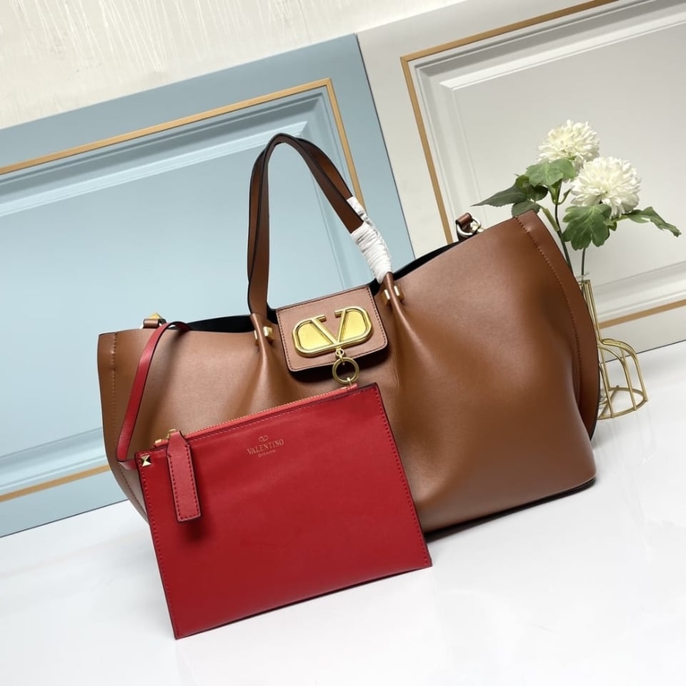 Valentino Garavani Large Vlogo Escape Shopper Tote Brown 41Cm view 3