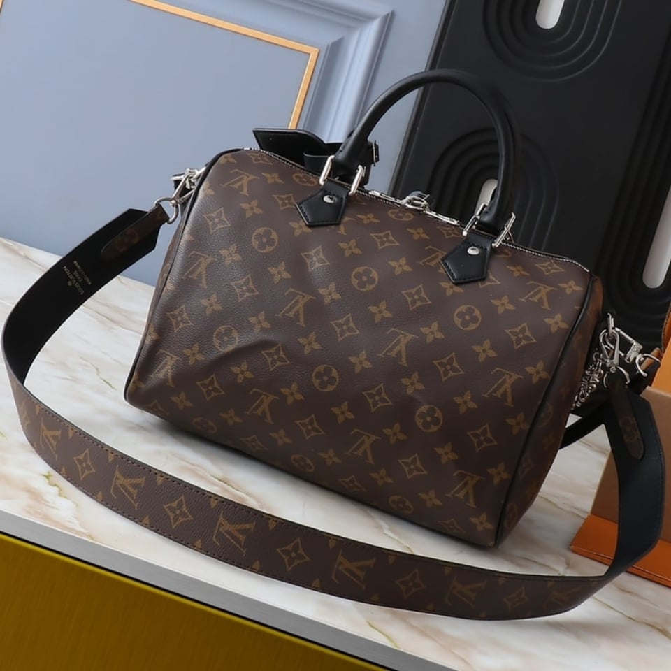 Louis Vuitton Speedy Soft 30 Dark Brown 30Cm M12243 view 4
